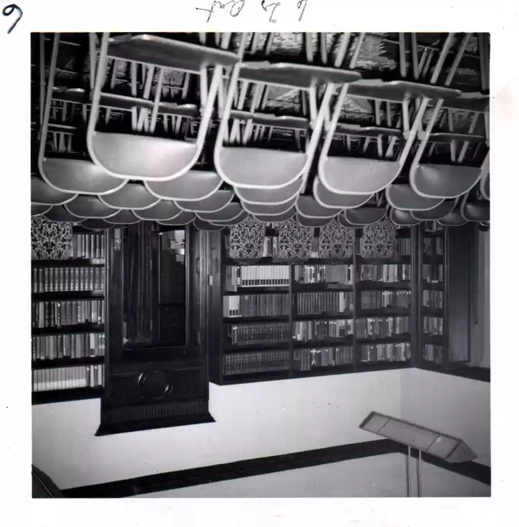FOT 1952 chairs